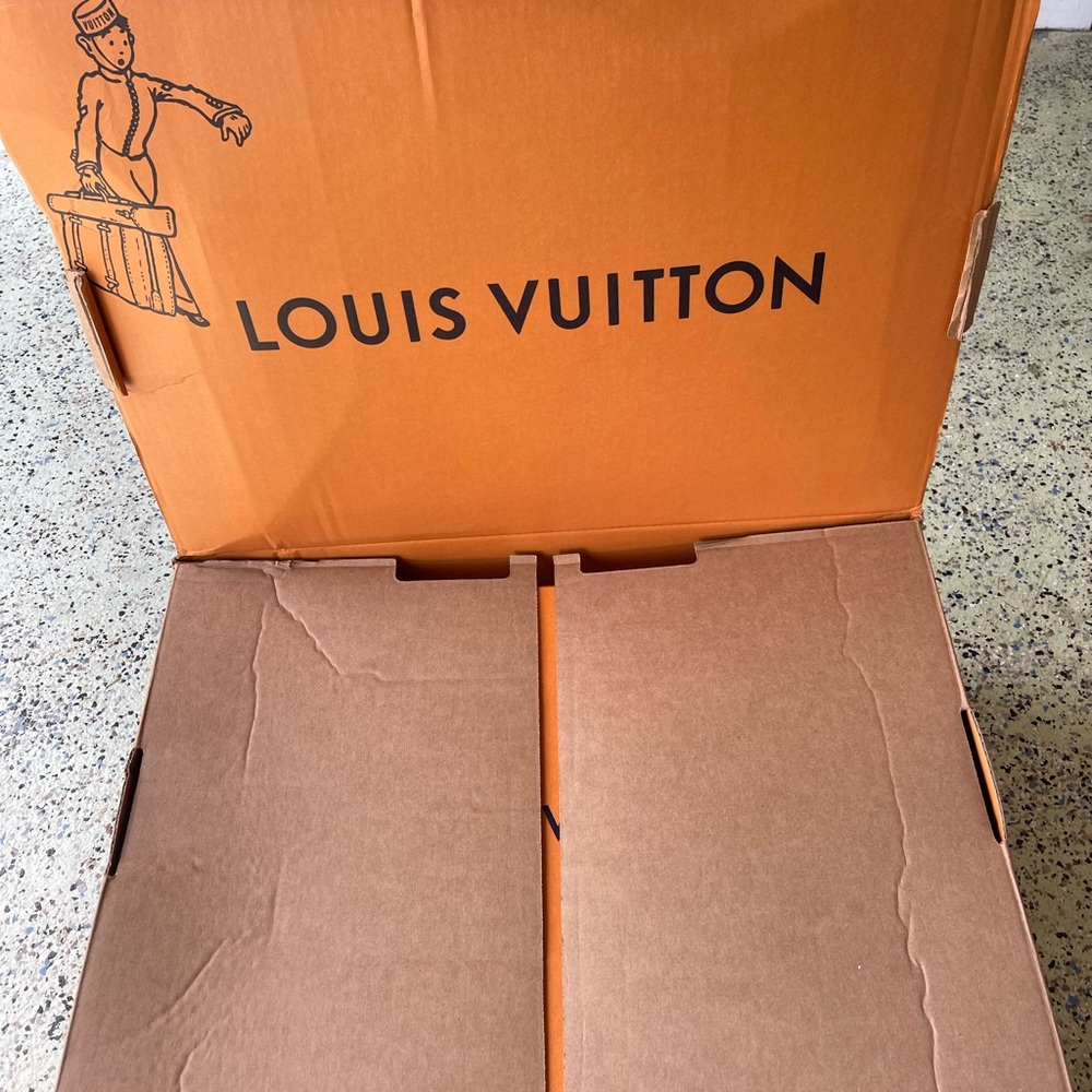 Louis Vuitton Shipping Bundle - image 3